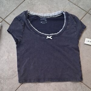 PacSun Gray Crop Top Stylish and Versatile